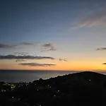 Hébergement de vacances Con Piscina Panoramica Belvedere Mari Pintau Geremèas