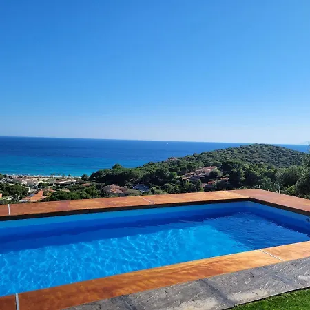 Ferienhaus Con Piscina Panoramica Belvedere Mari Pintau Geremèas