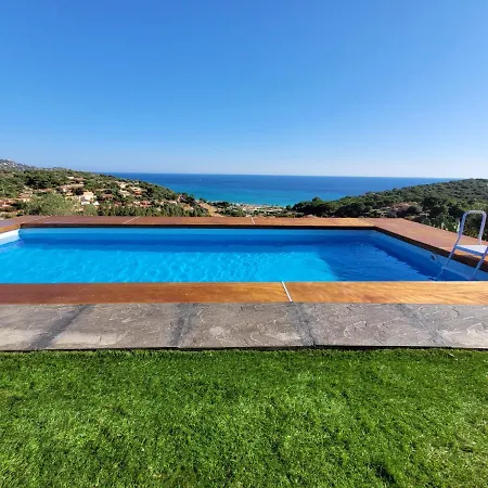 Con Piscina Panoramica Belvedere Mari Pintau *