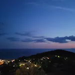 Дом отдыха Con Piscina Panoramica Belvedere Mari Pintau Джеремеас