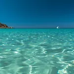 Con Piscina Panoramica Belvedere Mari Pintau Дом отдыха