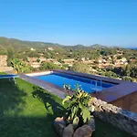 Con Piscina Panoramica Belvedere Mari Pintau *