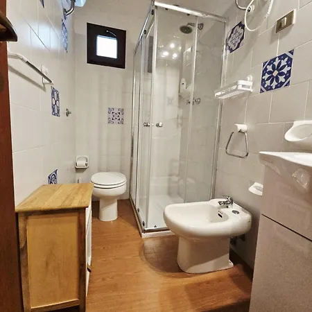 Holiday home Con Piscina Panoramica Belvedere Mari Pintau *